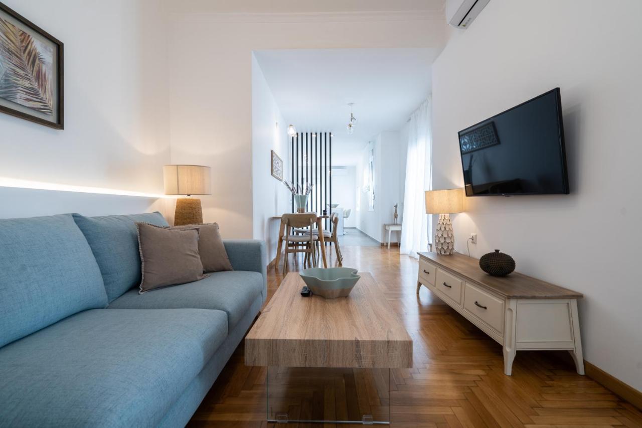 Athens Experience In Exarchia, Big Terrace Apartment Luaran gambar
