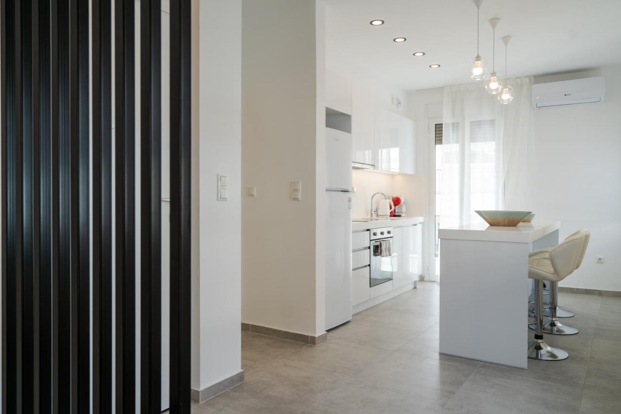 Athens Experience In Exarchia, Big Terrace Apartment Luaran gambar
